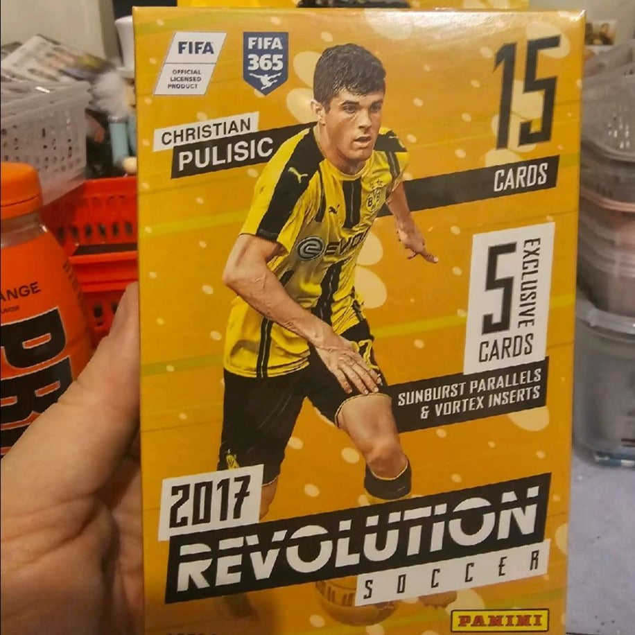 16/17 Panini Revolution Soccer Hanger Pack