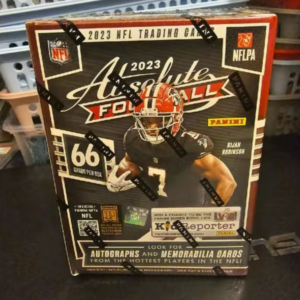 2023 Absolute Football Blaster Box