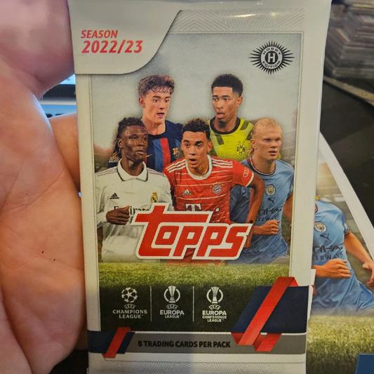 Topps 2022-23 UCC Flagship Hobby Booster Pack